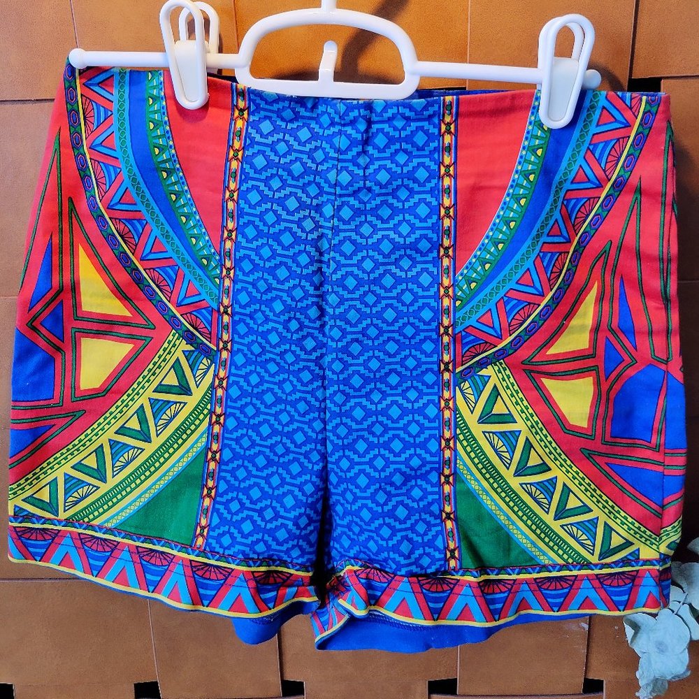 High-waisted Akira Shorts